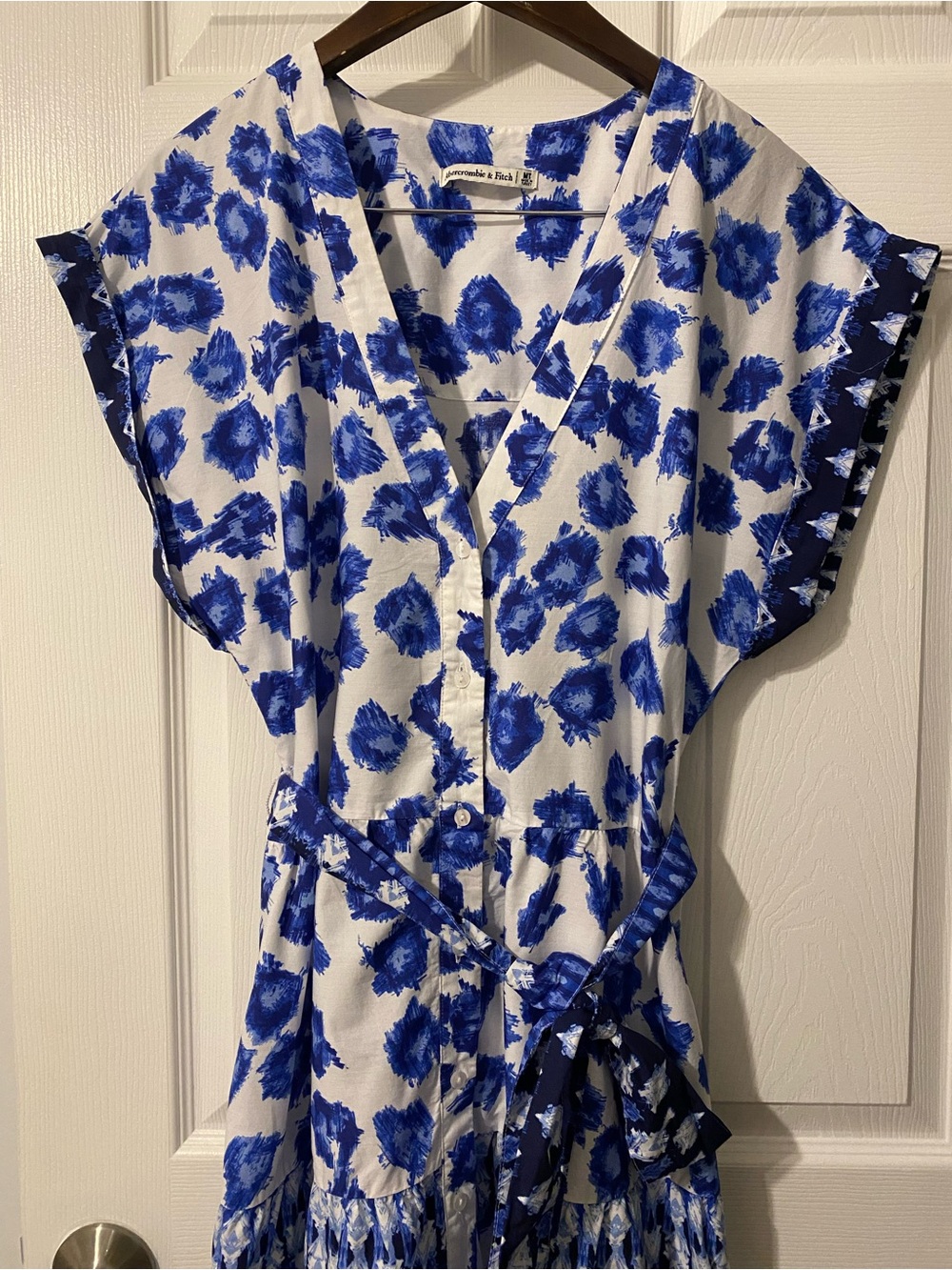 Abercrombie & Fitch Tie-Waist Tiered Maxi Dress Blue White Floral Size MT - Picture 5 of 11